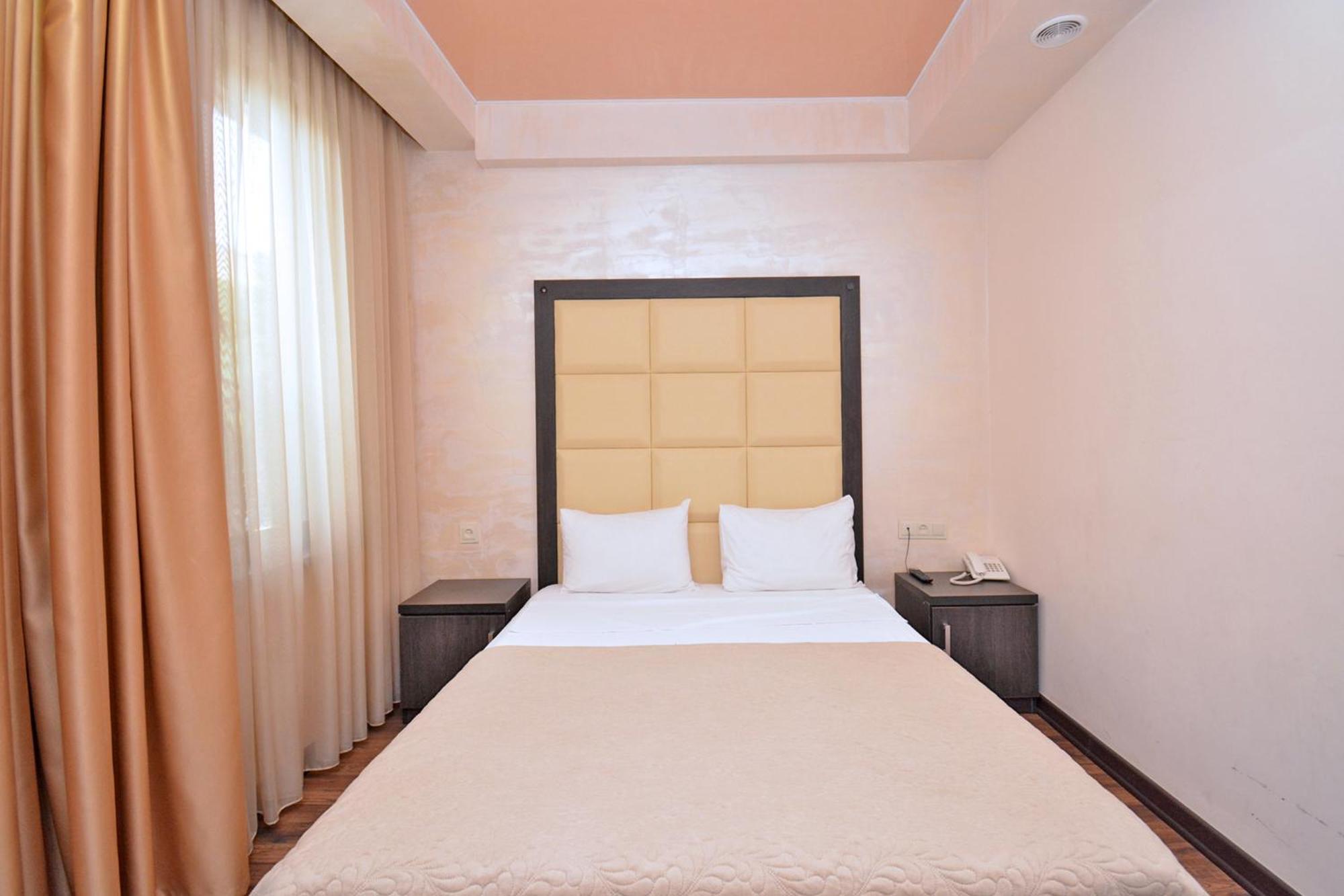 Partez Hotel يريفان المظهر الخارجي الصورة